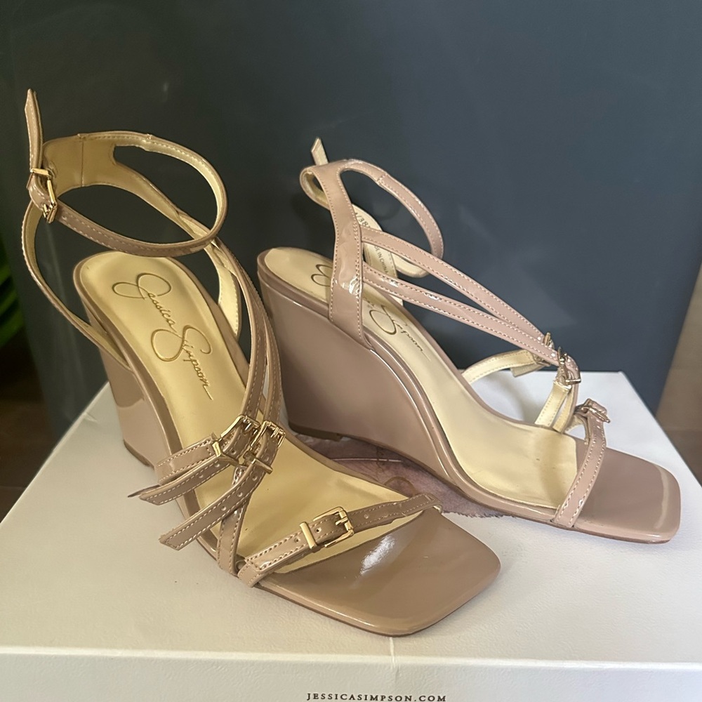 Jessica Simpson Aliara sandal heel
